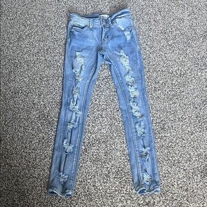 Stylish Blue Distressed Women Jeans
